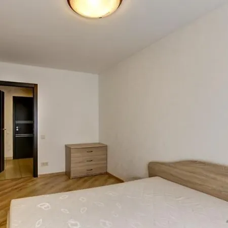 Apartman 3 Комнатная Квартира В Центре Риги Riga